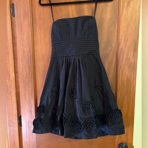 BCBGMAXAZRIA Womens black mini Dress Size 2 3D rosette detail